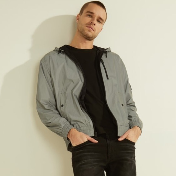 New GUESS Reflective Nylon Jacket SZ M - Picture 4 of 4